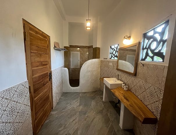 design bathroom, Dune Towers, Kalpitiya